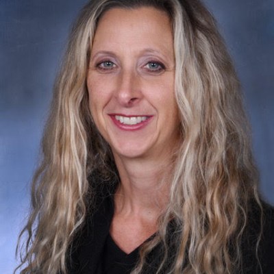 Portrait of therapist Amy Keiper-Shaw